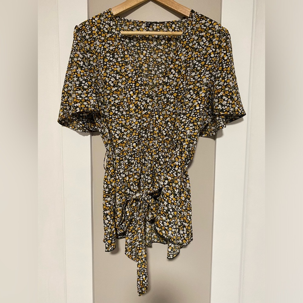 Floral Print Women's Top - Black and Yellow